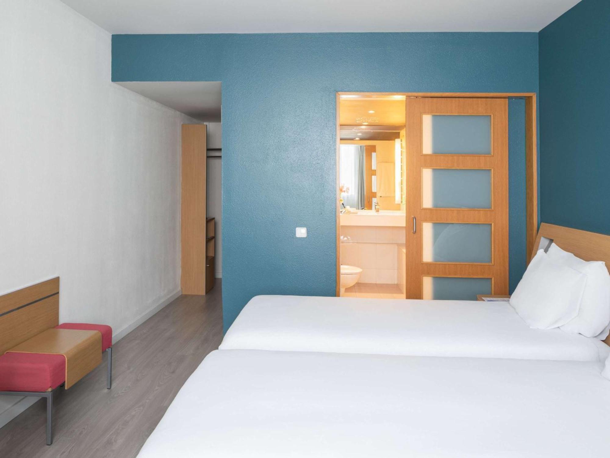 Novotel Barcelona Cornella Cornella de Llobregat Exterior photo