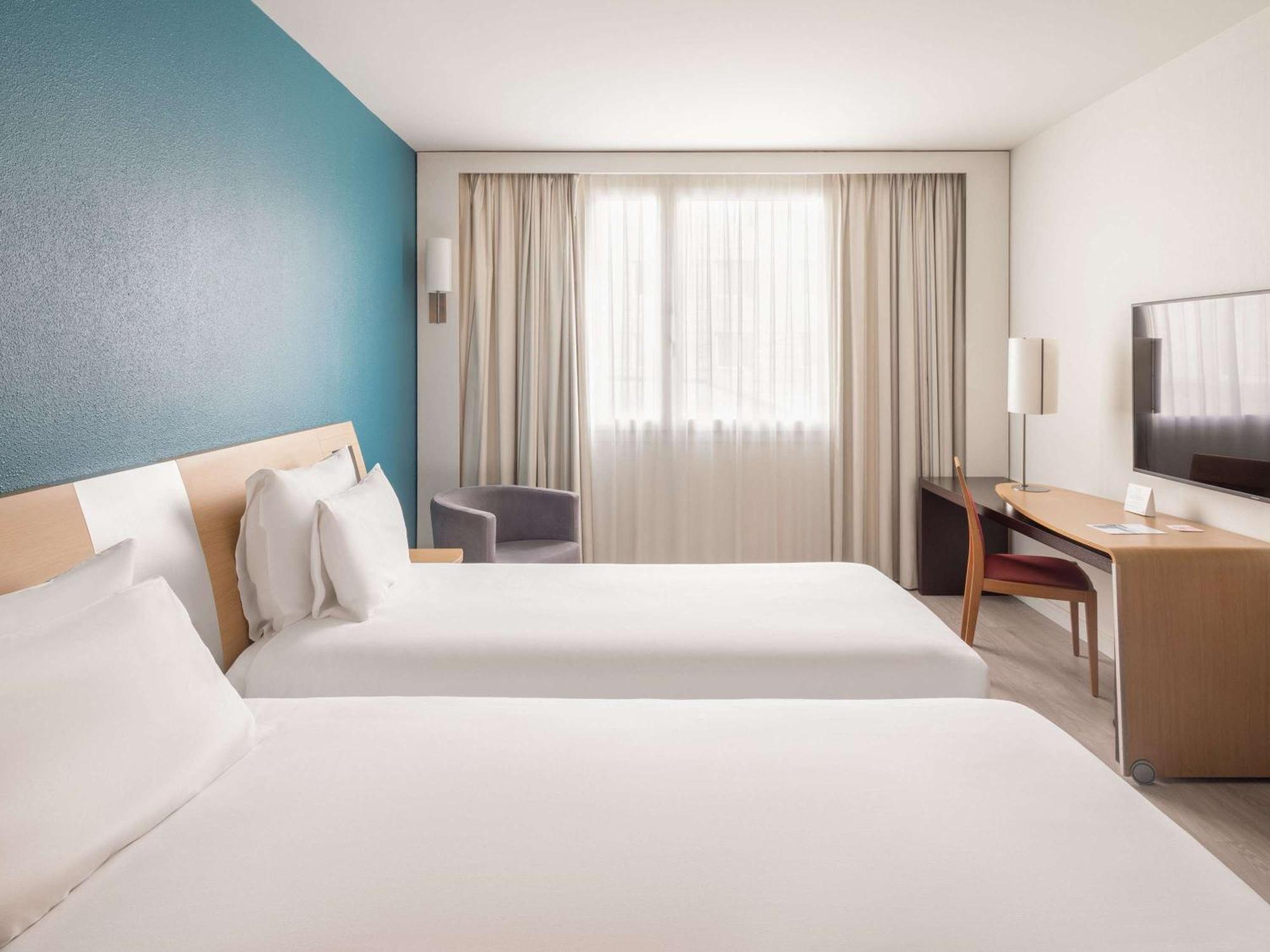 Novotel Barcelona Cornella Cornella de Llobregat Exterior photo
