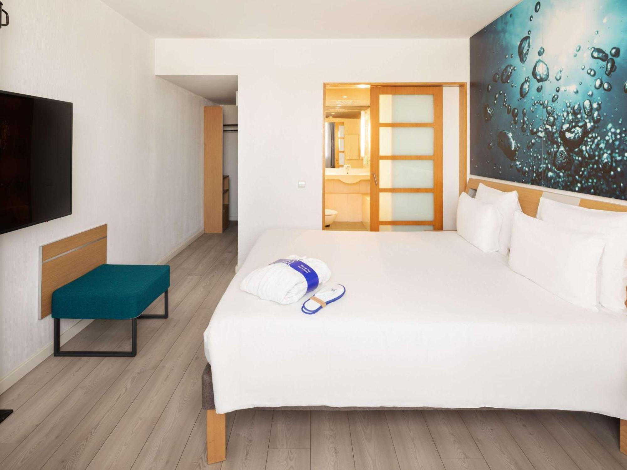 Novotel Barcelona Cornella Cornella de Llobregat Exterior photo
